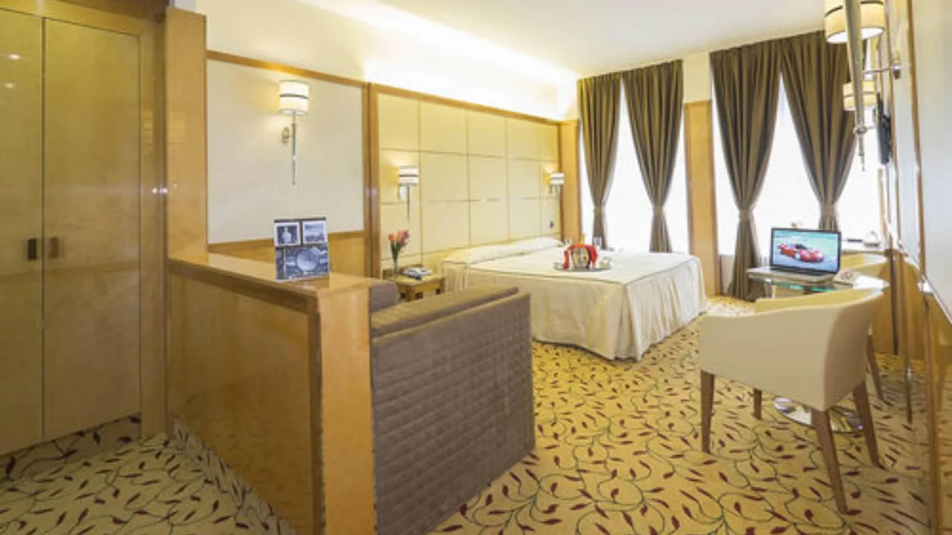 Hotel Teco Milan 3*,  Italy
