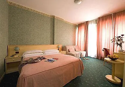 Hotel Teco Milan 3*,  Italy